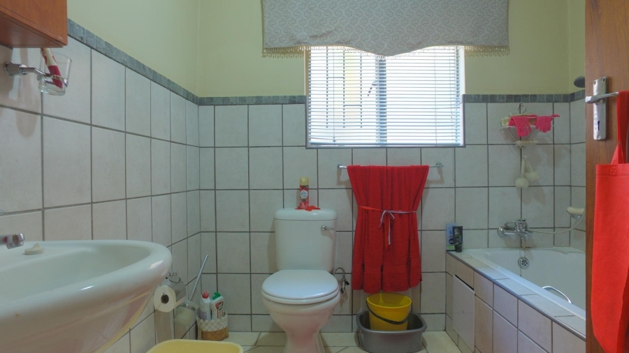 3 Bedroom Property for Sale in Bodorp North West